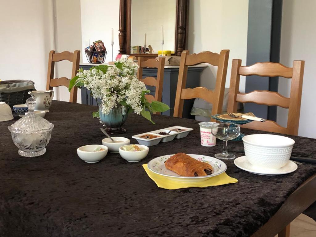 La Demeure D'Othe Bed & Breakfast Sormery Luaran gambar