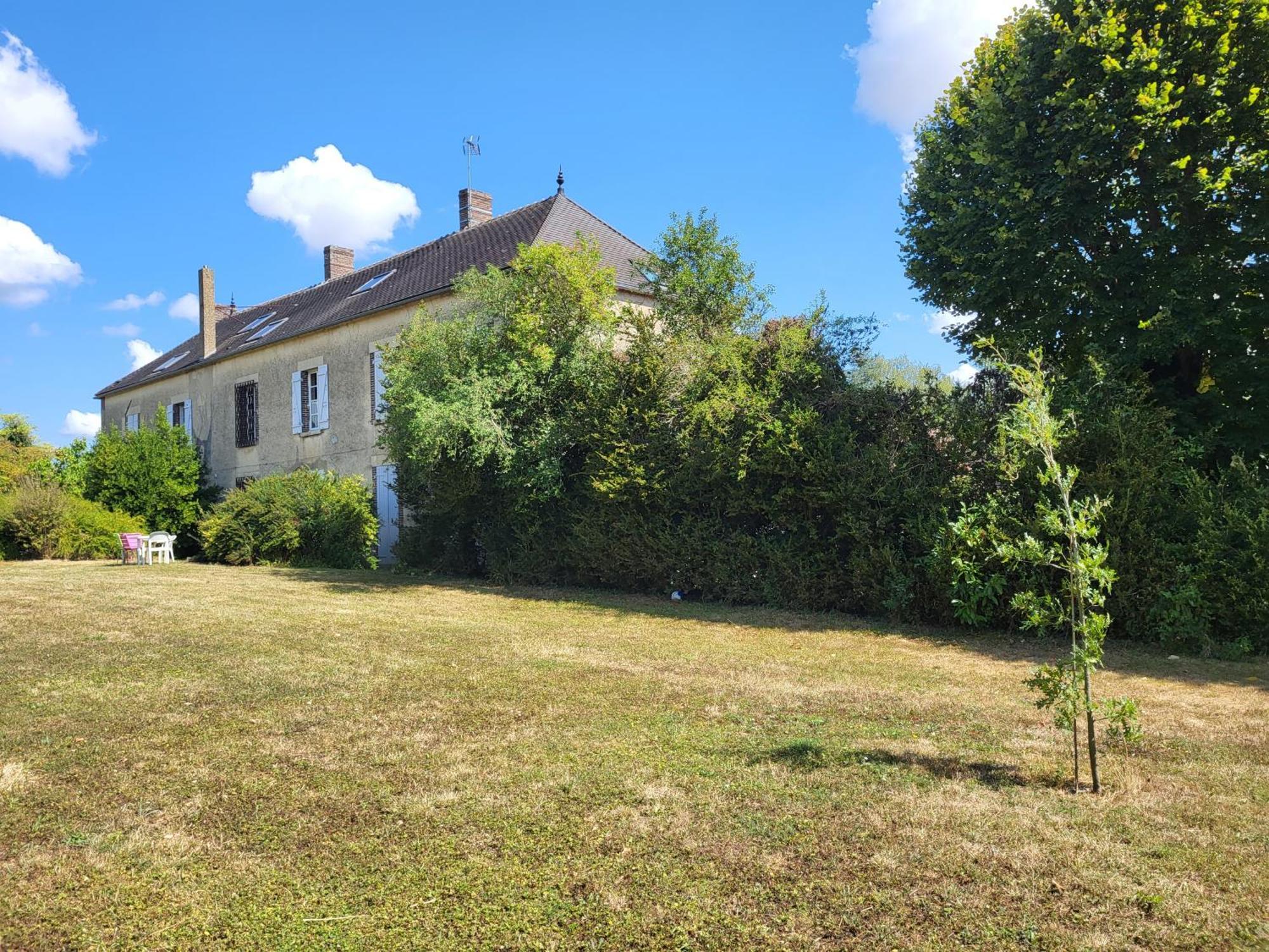 La Demeure D'Othe Bed & Breakfast Sormery Luaran gambar